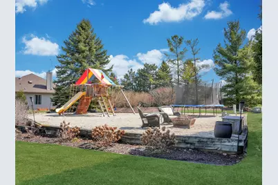 9223 W Wyndham Hills Ct, Franklin, WI 53132 - Photo 55