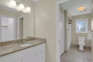 9223 W Wyndham Hills Ct, Franklin, WI 53132 - Photo 41