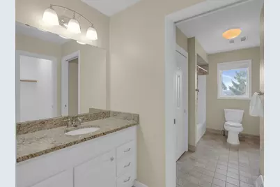 9223 W Wyndham Hills Ct, Franklin, WI 53132 - Photo 43