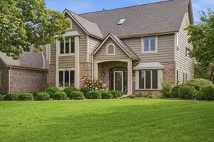 9223 W Wyndham Hills Ct, Franklin, WI 53132 - Photo 1