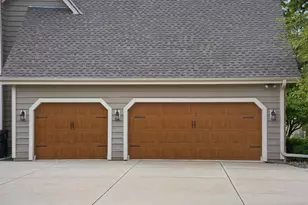 9223 W Wyndham Hills Ct, Franklin, WI 53132 - Photo 7