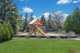 9223 W Wyndham Hills Ct, Franklin, WI 53132 - Photo 55