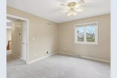9223 W Wyndham Hills Ct, Franklin, WI 53132 - Photo 41