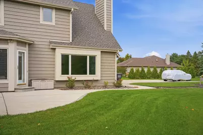 9223 W Wyndham Hills Ct, Franklin, WI 53132 - Photo 63
