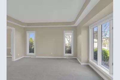 9223 W Wyndham Hills Ct, Franklin, WI 53132 - Photo 9