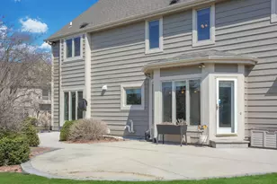 9223 W Wyndham Hills Ct, Franklin, WI 53132 - Photo 51