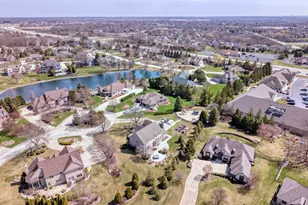 9223 W Wyndham Hills Ct, Franklin, WI 53132 - Photo 61