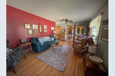 119  Roosevelt St, Fort Atkinson, WI 53538 - Photo 5