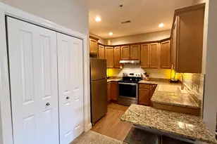 832 N 6th St, Sheboygan, WI 53081 - Photo 3