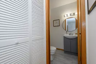 6941 W Glenbrook Rd, Milwaukee, WI 53223 - Photo 11