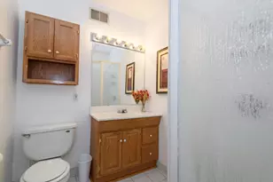 6941 W Glenbrook Rd, Milwaukee, WI 53223 - Photo 17