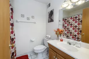 6941 W Glenbrook Rd, Milwaukee, WI 53223 - Photo 23