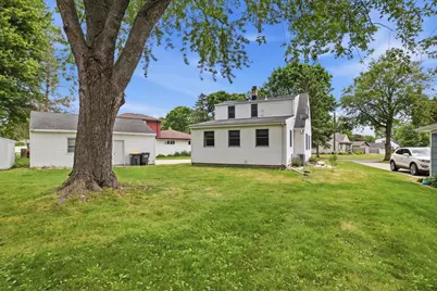 534  Peters Dr, Waukesha, WI 53188 - Photo 33