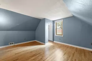 2410 S Lenox St, Milwaukee, WI 53207 - Photo 15