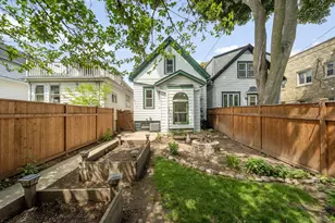 2410 S Lenox St, Milwaukee, WI 53207 - Photo 21