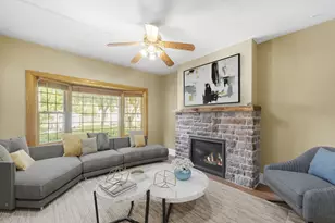 2410 S Lenox St, Milwaukee, WI 53207 - Photo 3