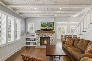 837 Van Slyke Dr, Fontana, WI 53125 - Photo 17