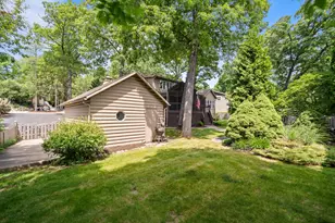 837 Van Slyke Dr, Fontana, WI 53125 - Photo 71