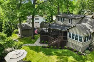 837 Van Slyke Dr, Fontana, WI 53125 - Photo 5