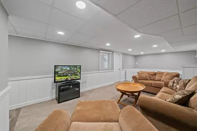 837  Van Slyke Dr, Fontana, WI 53125 - Photo 61