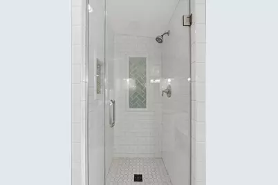 837  Van Slyke Dr, Fontana, WI 53125 - Photo 59