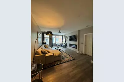 1915 N Water St #207, Milwaukee, WI 53202 - Photo 5