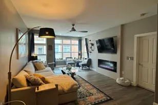 1915 N Water St, Milwaukee, WI 53202 - Photo 5