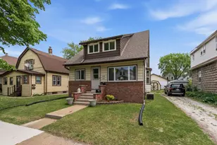 2154 S 69th St, West Allis, WI 53219 - Photo 33