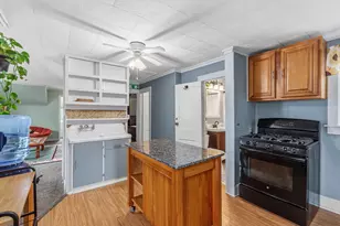 2154 S 69th St, West Allis, WI 53219 - Photo 23