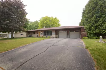 345  Wisconsin St, Mayville, WI 53050 - Photo 1