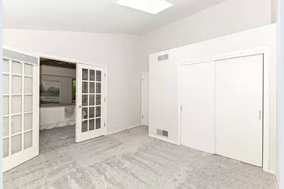 9212 S 41st St, Franklin, WI 53132 - Photo 31
