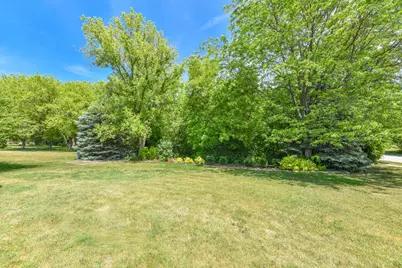 9212 S 41st St, Franklin, WI 53132 - Photo 49