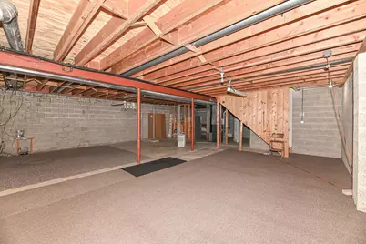 9212 S 41st St, Franklin, WI 53132 - Photo 39
