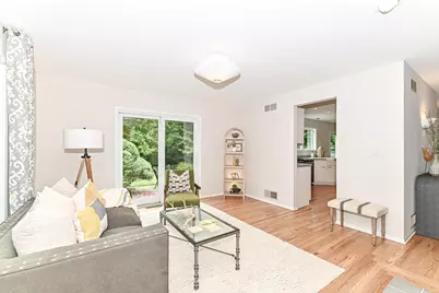 9212 S 41st St, Franklin, WI 53132 - Photo 23