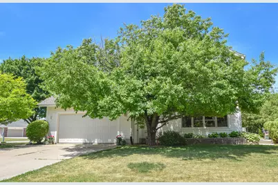 9212 S 41st St, Franklin, WI 53132 - Photo 43