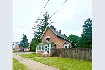 1615  White Rock Ave, Waukesha, WI 53186 - Photo 1