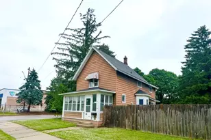 1615 White Rock Ave, Waukesha, WI 53186 - Photo 1