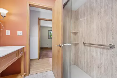 7557  Chapel Hill Ct, Franklin, WI 53132 - Photo 29