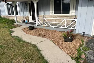 6174 S 38th St, Greenfield, WI 53221 - Photo 1