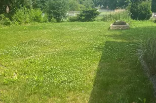 2212 W Parnell Ave, Milwaukee, WI 53221 - Photo 9