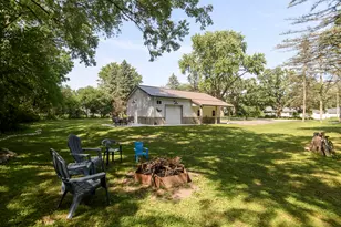 W370S1673 Utica Rd, Ottawa, WI 53118 - Photo 9