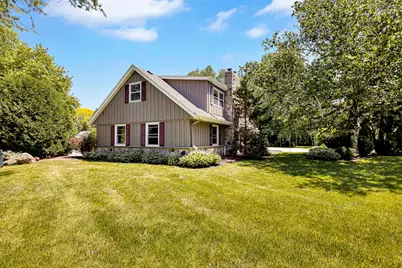 2311 W Kenboern Dr, Glendale, WI 53209 - Photo 63