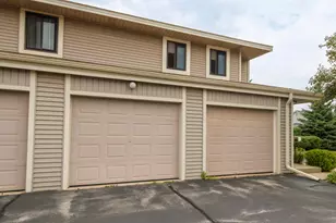 W177N9769 Riversbend Circle, Germantown, WI 53022 - Photo 23
