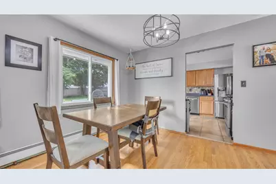 215 E Beutel Rd, Port Washington, WI 53074 - Photo 9
