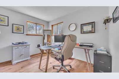 215 E Beutel Rd, Port Washington, WI 53074 - Photo 17