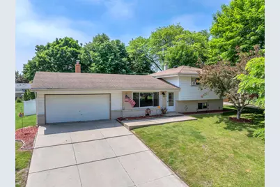 215 E Beutel Rd, Port Washington, WI 53074 - Photo 1