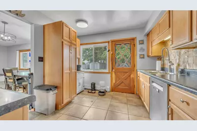 215 E Beutel Rd, Port Washington, WI 53074 - Photo 7
