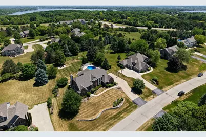 W289N3752  Huntsman Ct, Delafield, WI 53072 - Photo 73
