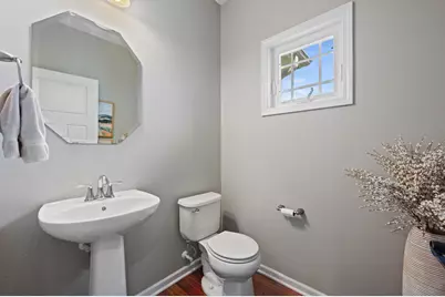 W349N5830  Sunflower Ct, Lac La Belle, WI 53066 - Photo 21