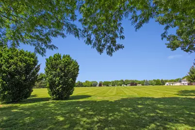 1551  Woodruff Way, Hartford, WI 53027 - Photo 3